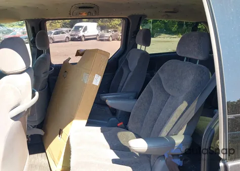 2000 Dodge Grand Caravan Le z USA, uszkodzony, nr VIN 1B4GP54G1YB559651